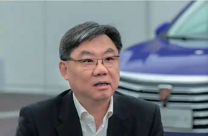 全国人大代表、上汽集团董事长陈虹：先行示范区内，建议允许自动驾驶车辆上高速